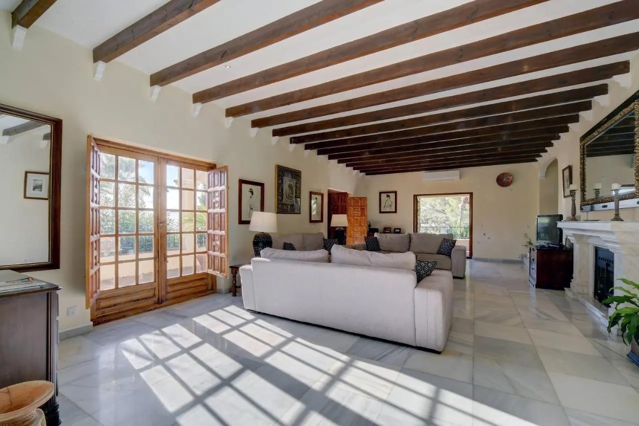 Pensión Private 10 Bedroom Nr Marbella, Villa Candela Benahavís