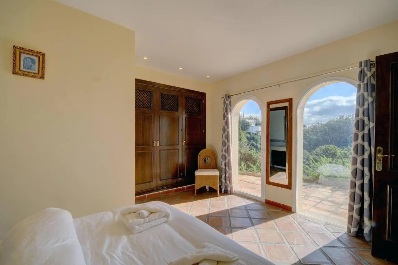 Private 10 Bedroom Nr Marbella, Villa Candela Benahavís