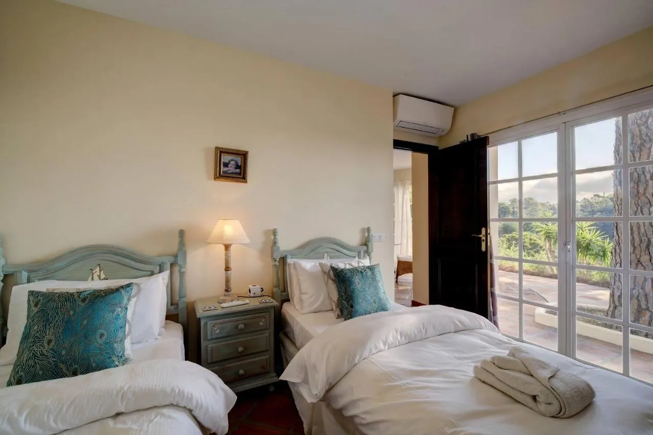 Private 10 Bedroom Nr Marbella, Villa Candela Benahavís