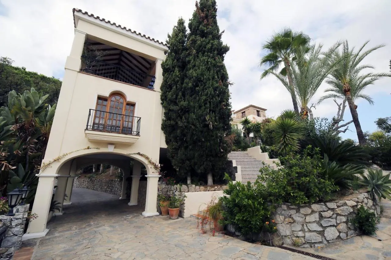 Private 10 Bedroom Nr Marbella, Villa Candela Benahavís