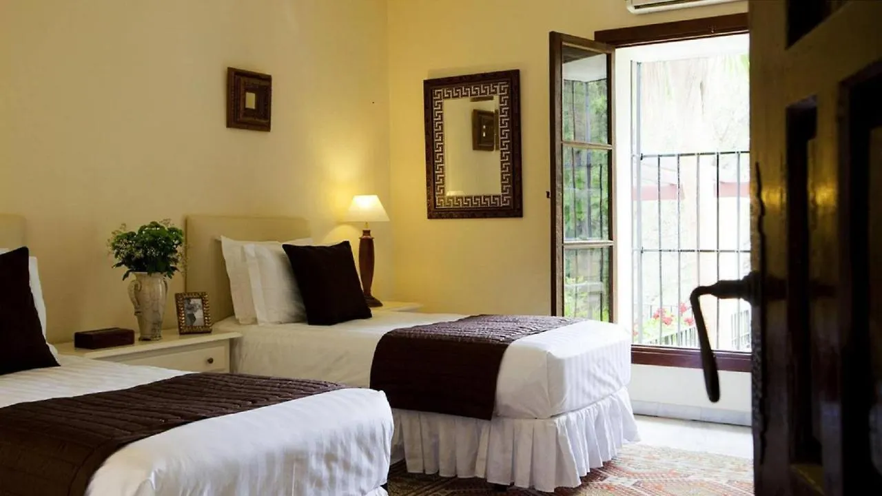 Private 10 Bedroom Nr Marbella, Villa Candela Benahavís